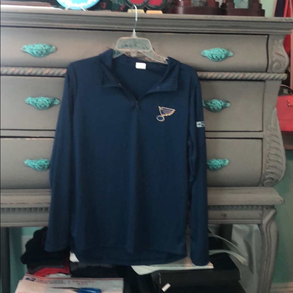 Men’s “St Louis Blues Enterprise” Center shirt!